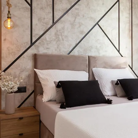 Luxury De Mar With Pool Villa *