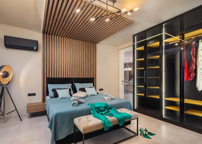 Luxury De Mar With Pool