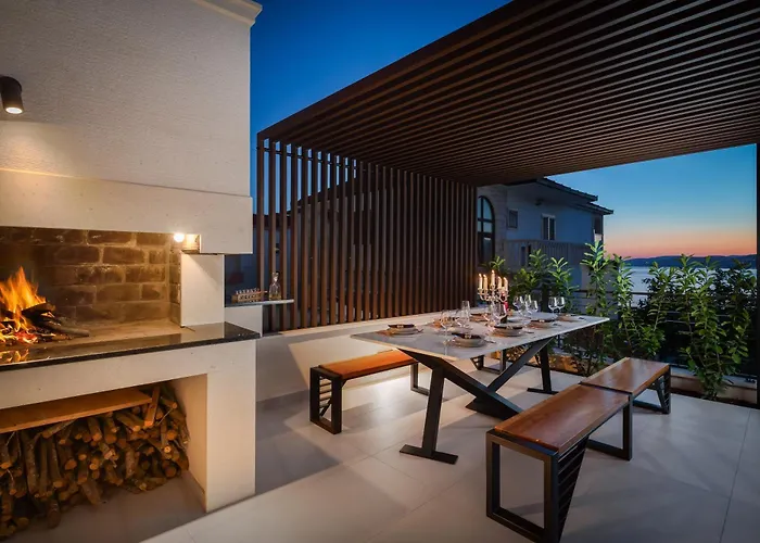 Luxury De Mar With Pool Villa Trogir