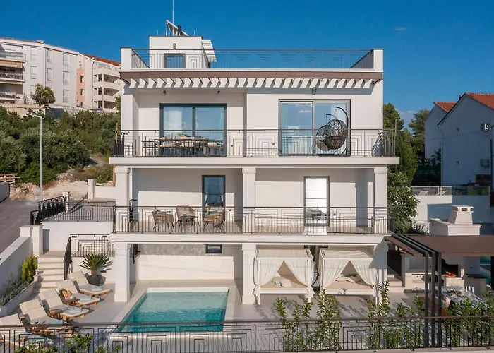 Villa Luxury De Mar With Pool