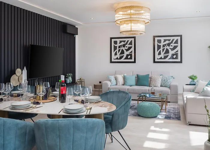 Luxury De Mar With Pool Vila