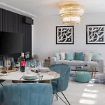 Luxury De Mar With Pool Vila