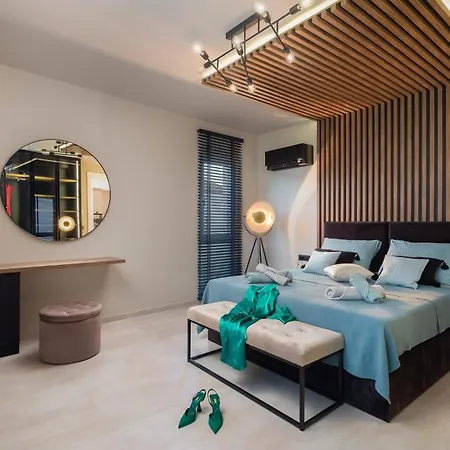 Luxury De Mar With Pool Villa