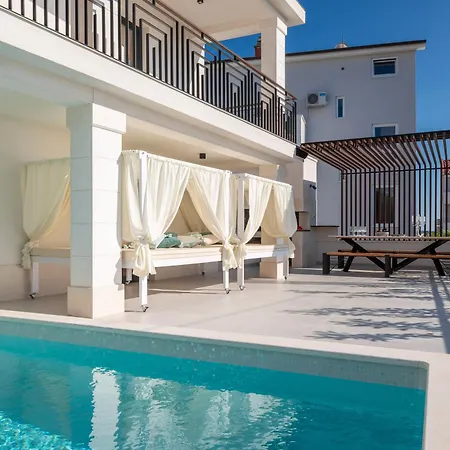 Luxury De Mar With Pool Vila Trogir