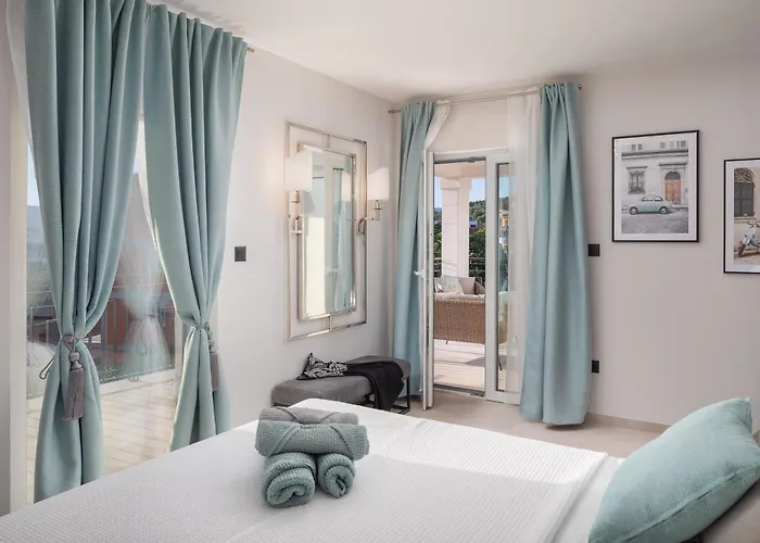 Luxury De Mar With Pool