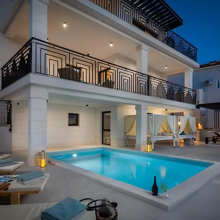 Villa Luxury De Mar With Pool